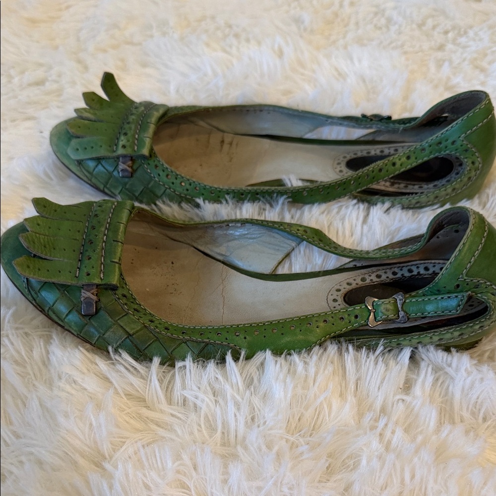 Bottega Veneta Green Leather Flats